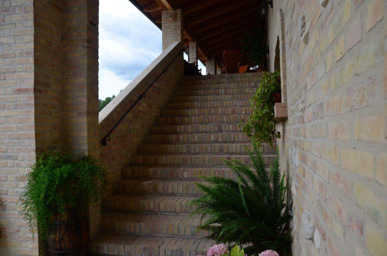 B&B Il Casolare Floriano Экстерьер фото